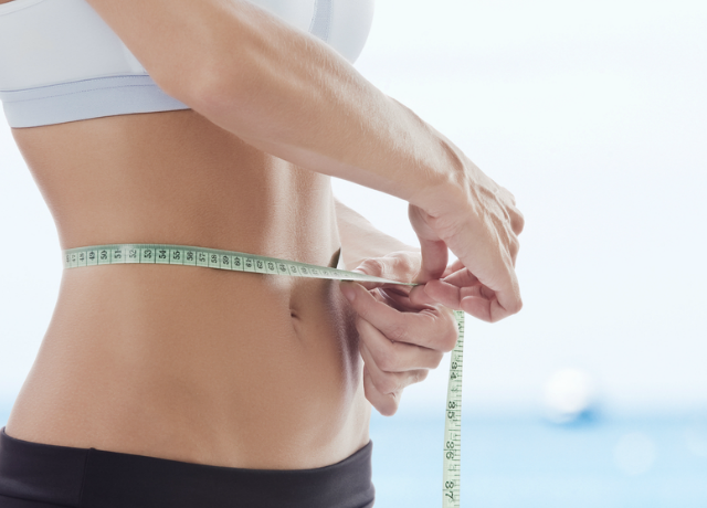 Hogyan tudjuk elfogadni testünket egy súlyvesztés után?