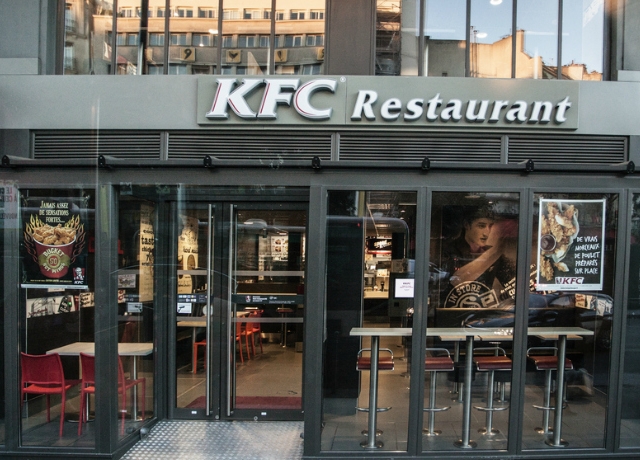 Megint kitalált valami furcsaságot a KFC