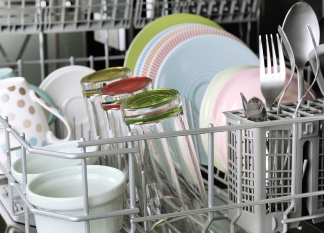 10 tárgy, amelyeket meglepő módon a mosogatógépben is tisztíthatunk