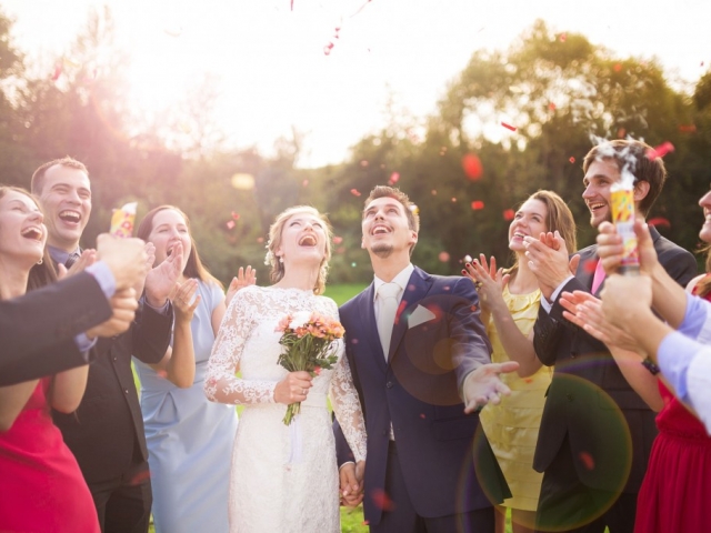 15 dolog, melyeket ne tegyünk egy esküvőn