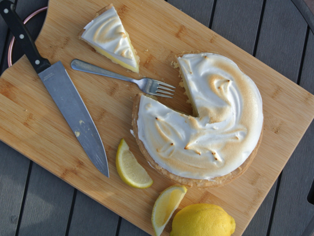 Lemon meringue pite