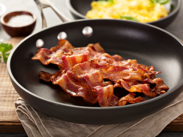Keletről és nyugatról is meghódította a világot a bacon