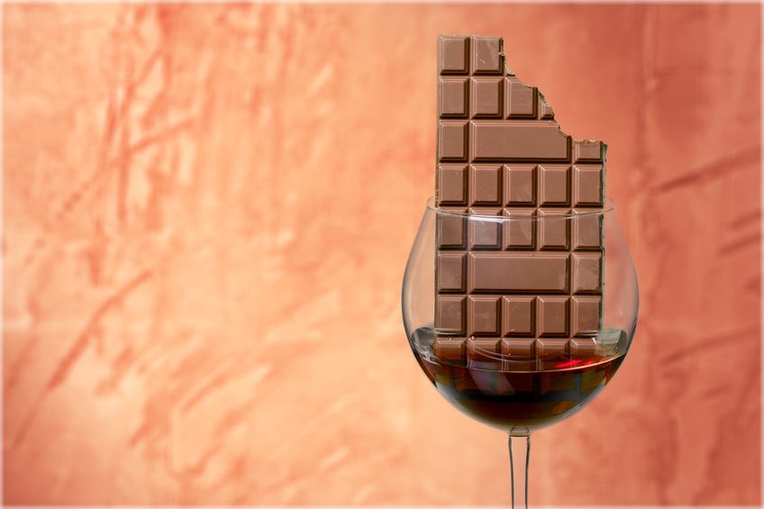 Sirtfood-diéta: fogyás étcsokoládéval és vörösborral? (1.)
