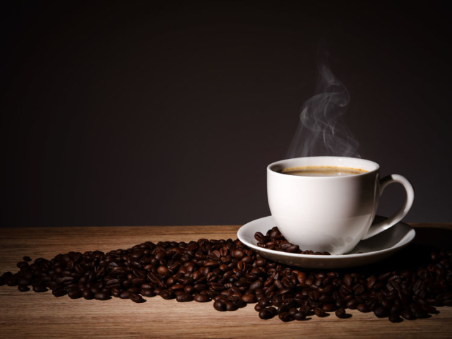 A legnépszerűbb kávégépekhez használható kapszulákat vezet be töltőállomásain az OMV