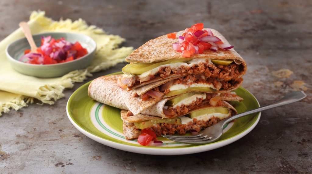 „Hamburger” quesadilla Receptek Ízes Élet Gasztronómia a