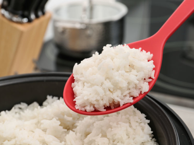 Meddig tárolhatjuk a hűtőszekrényben a maradék rizst?