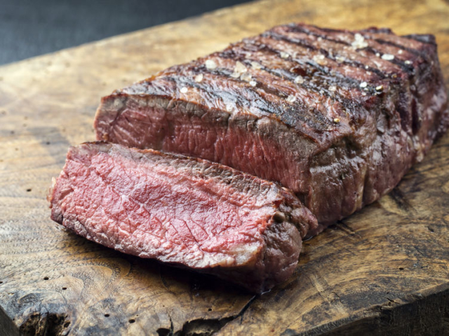Fagyasztott húsból sütnél steaket? Mutatjuk, mire figyelj