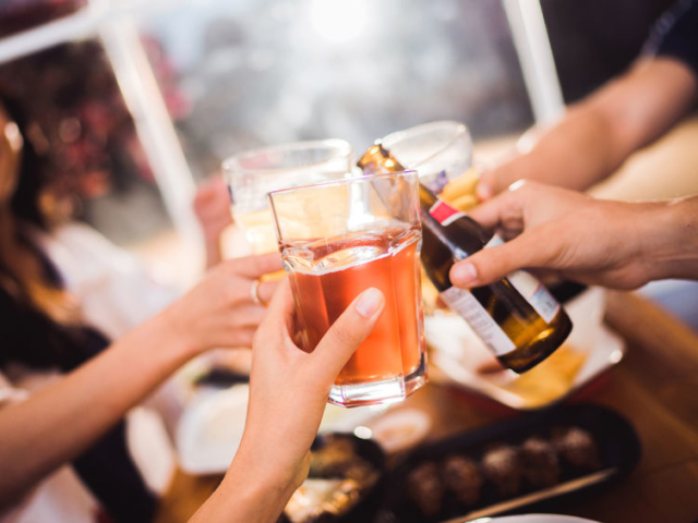 Milyen alkoholos italokat fogyaszthatunk ketogén diéta alatt?