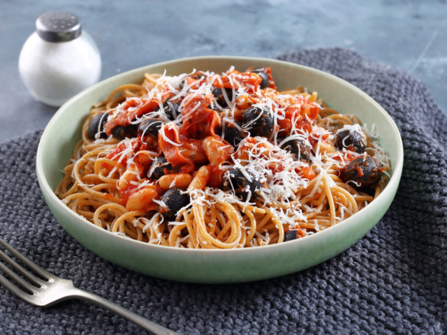 Főzz egy zacskó spagettit! Receptválogatásunkba csupa spagettis fogás került