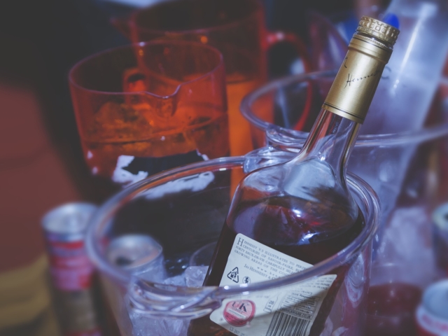 Új iránymutatás az alkoholfogyasztásról: hol a valódi határ?